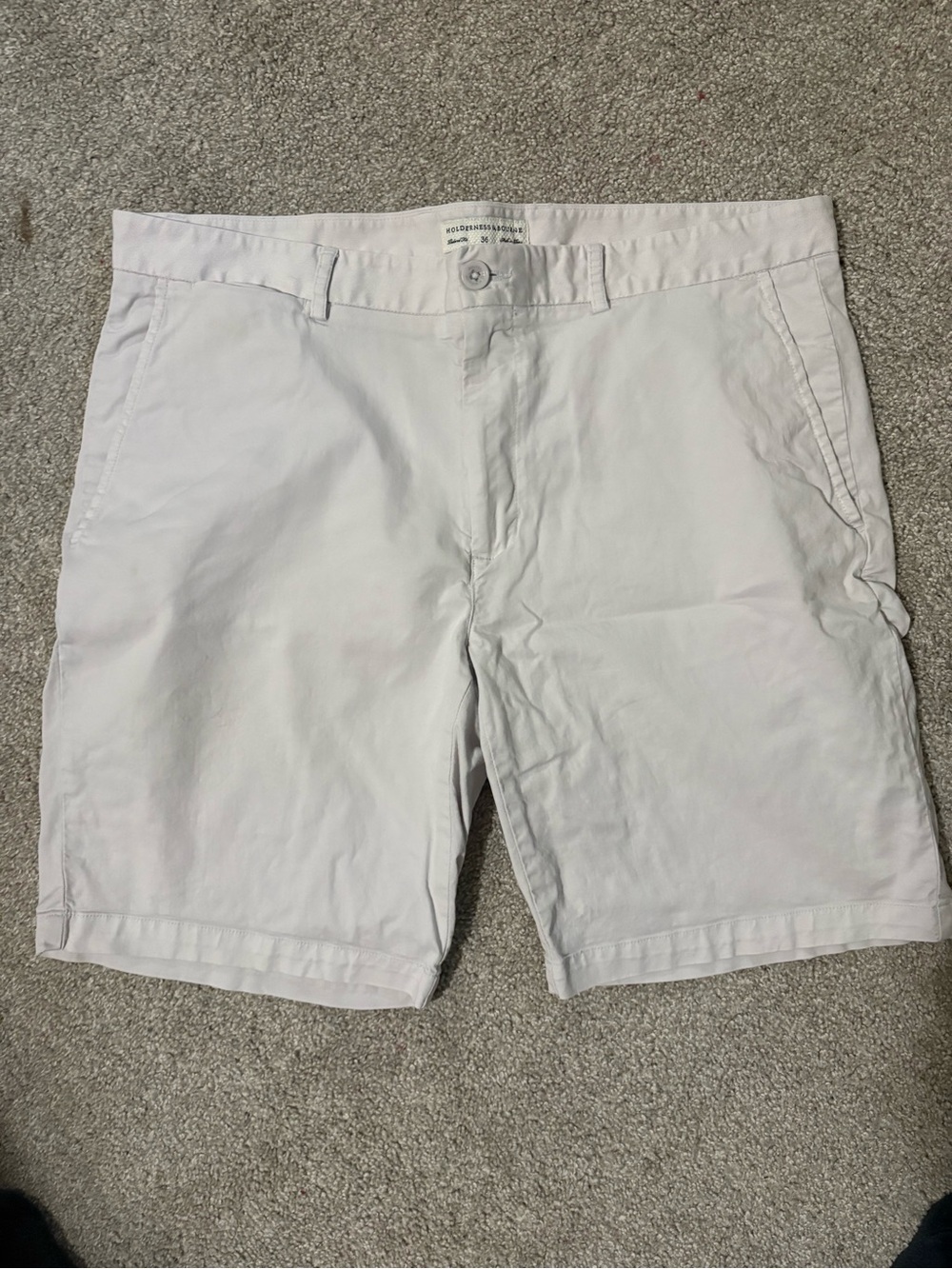 Holderness and Bourne - The Cameron Short - 36 - Stone